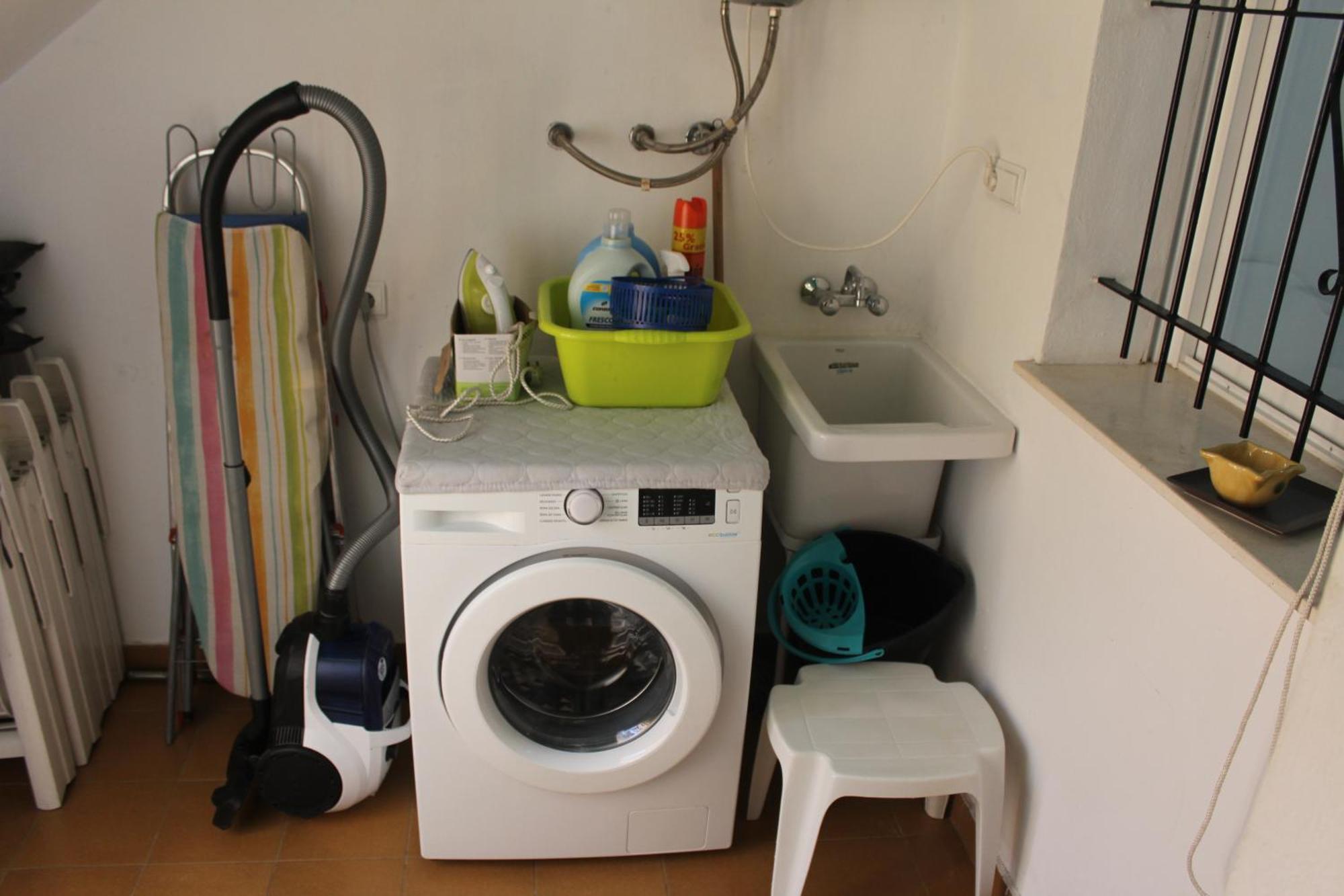 Bungalow With 2 Bedrooms And Roof Terrace In The Center Of La Zenia. Free Wifi. 奥里韦拉 外观 照片